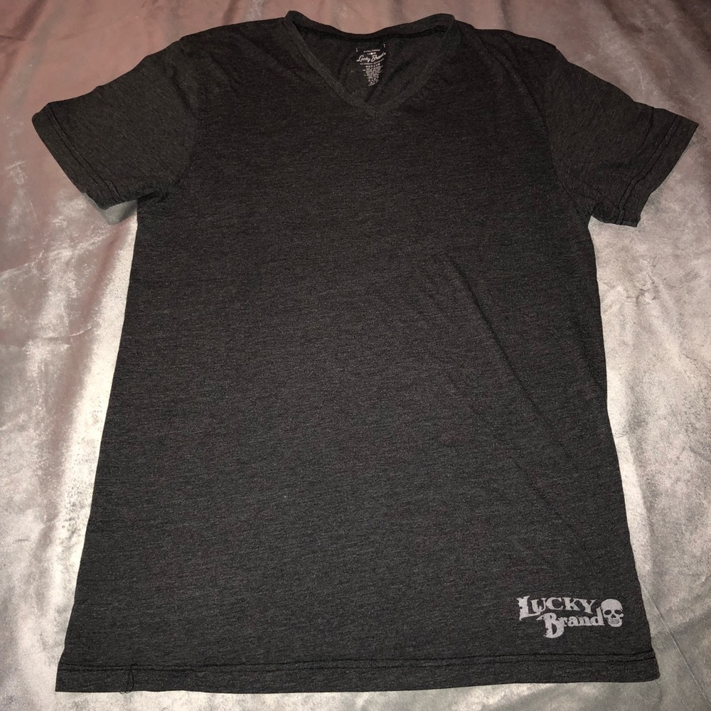 V-neck tee